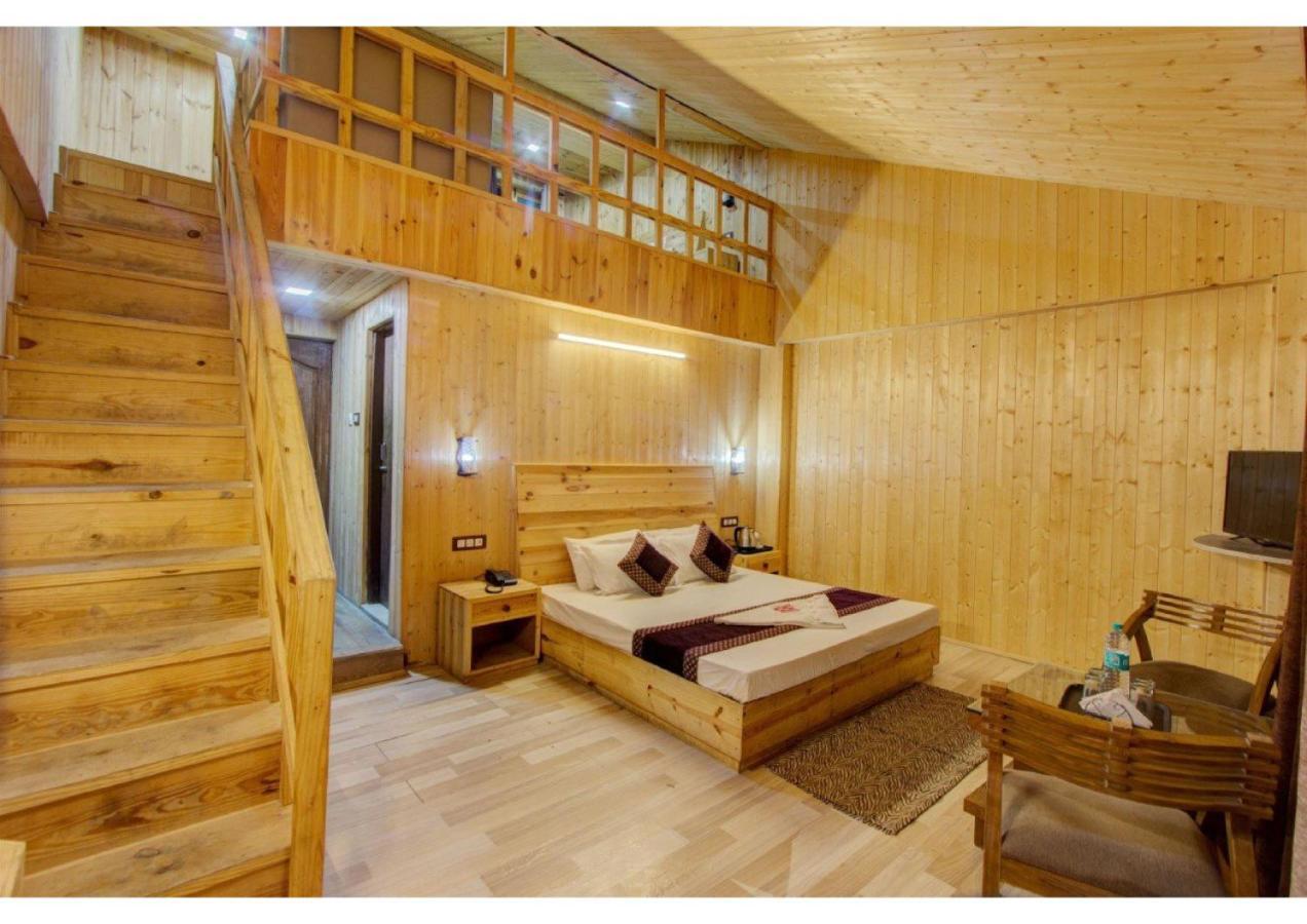 Hôtel Manali Extérieur photo