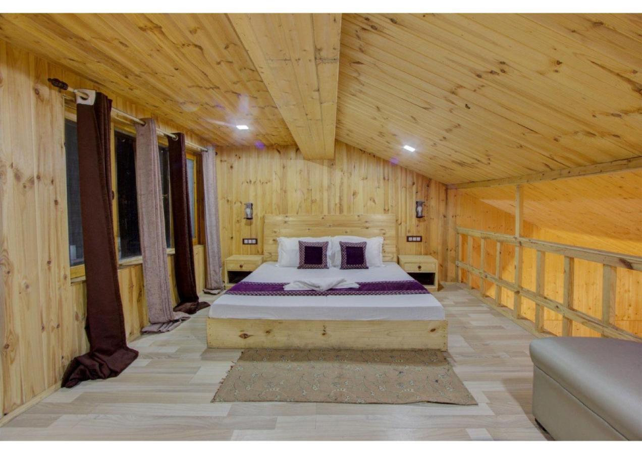 Hôtel Manali Extérieur photo